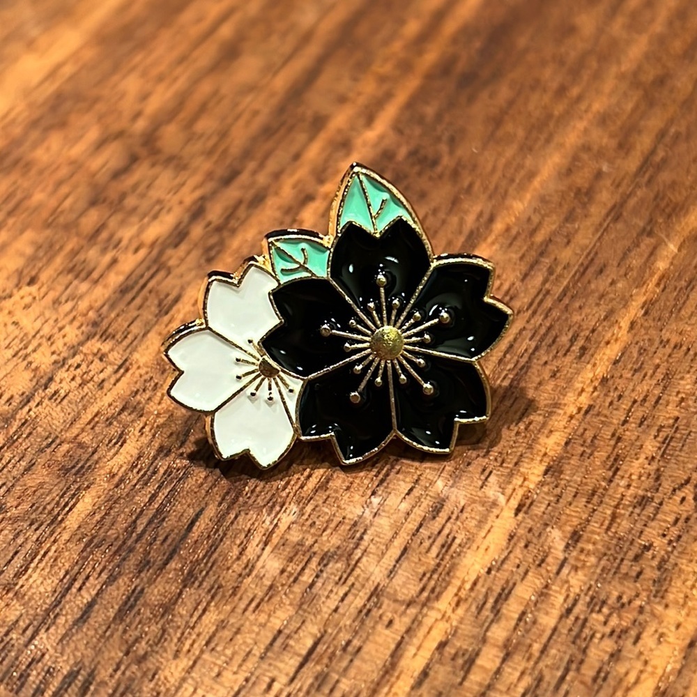 3/$15 Cherry Blossom Floral Enameled Pin Brooch - Picture 4 of 6